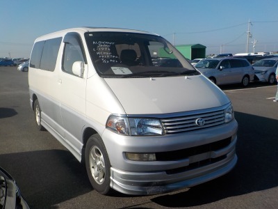 Toyota Hiace Regius 1998