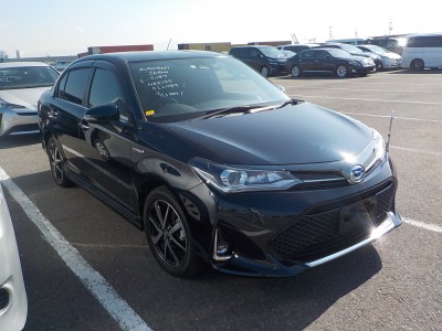 Toyota Corolla Axio Hybrid 2019