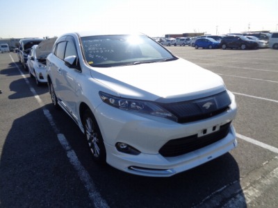 Toyota Harrier 2015