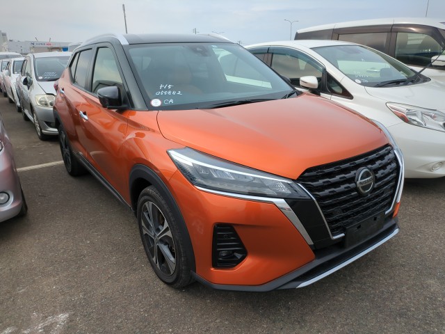 Nissan KICKS 2022