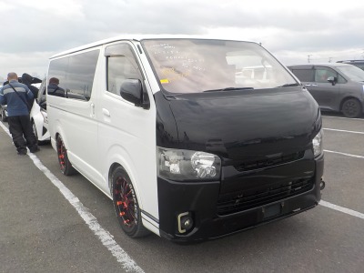 Toyota Hiace Van 2009