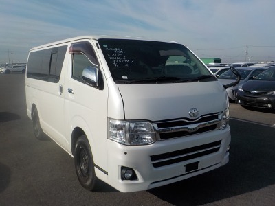 Toyota Hiace Van 2013