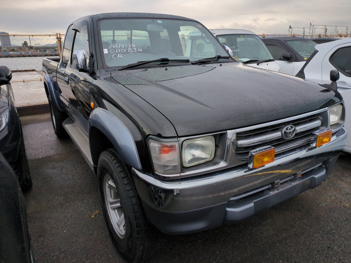 Toyota Hilux Sports Pickup 1999