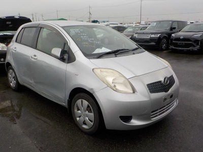 Toyota Vitz 2005