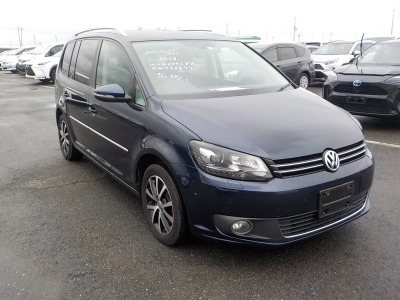 Volkswagen Golf Touran 2013