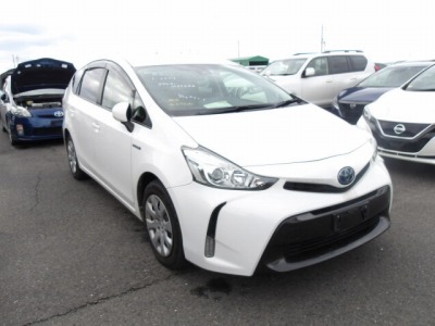 Toyota PRIUS ALPHA 2019