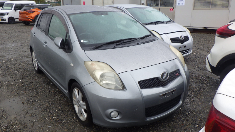 Toyota Vitz 2005