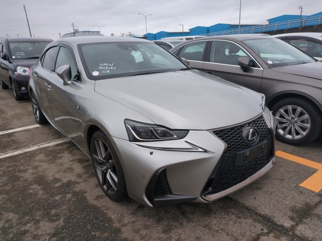 Lexus IS 2017