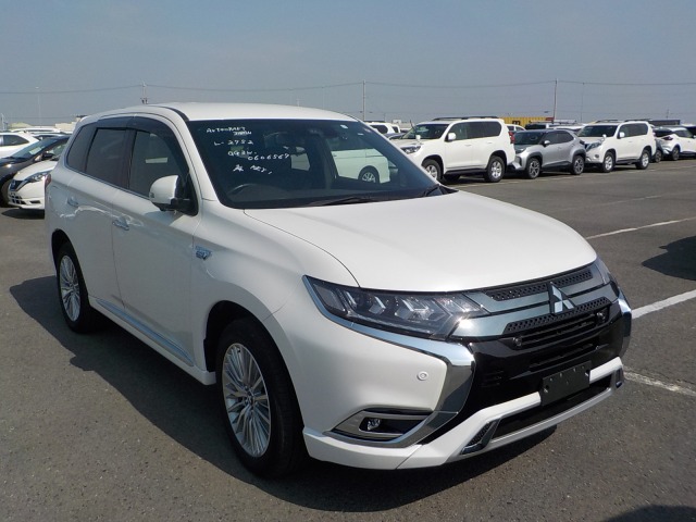 Mitsubishi Outlander PHEV 2020