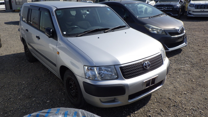 Toyota Succeed Van 2014