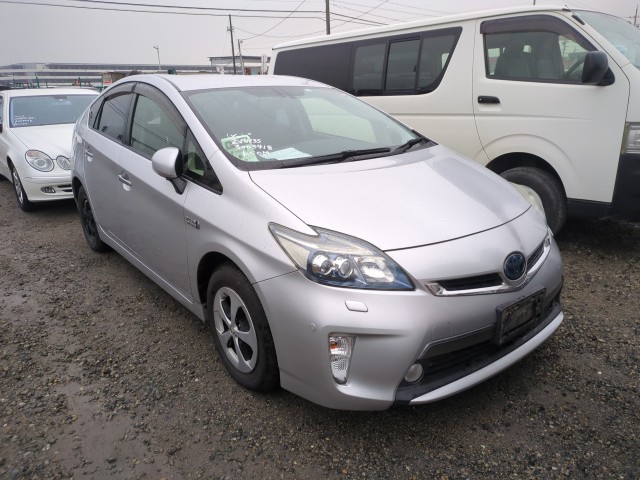 Toyota Prius PHV 2012