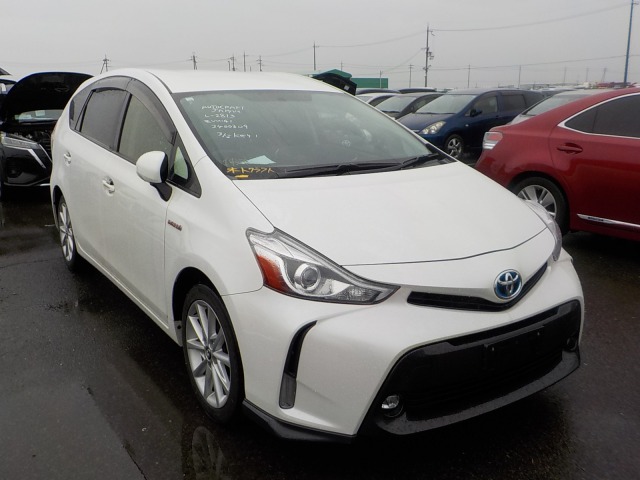 Toyota PRIUS ALPHA 2016