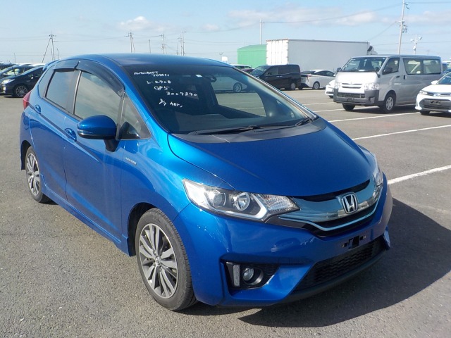 Honda Fit Hybrid 2013