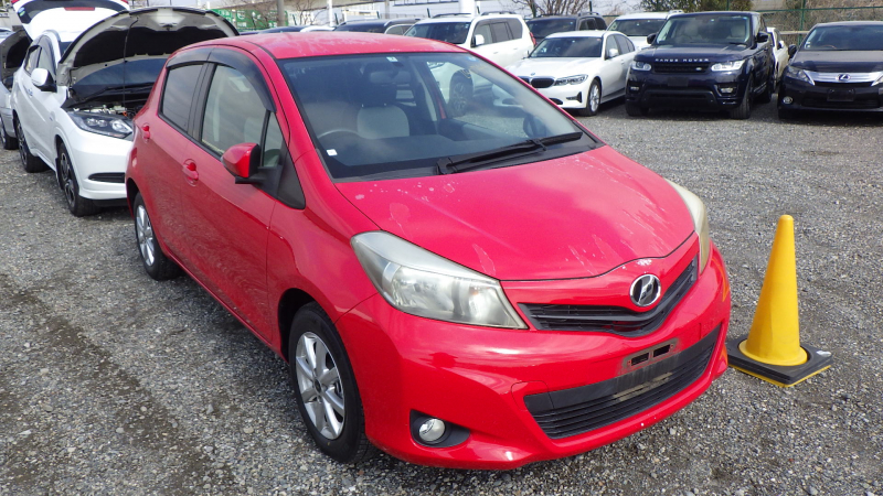 Toyota Vitz 2011