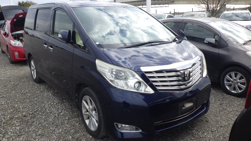 Toyota Alphard 2011