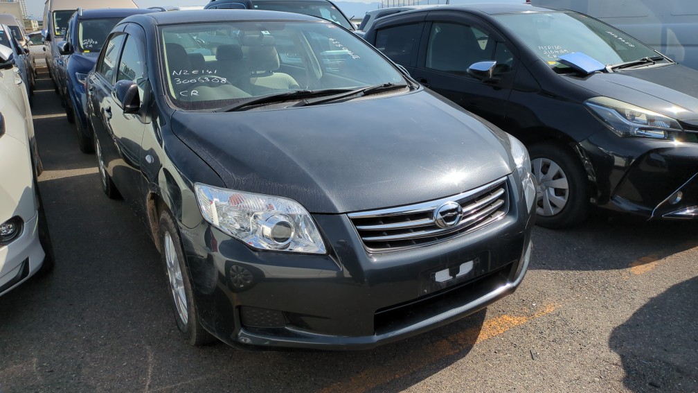 Toyota Corolla Axio 2011