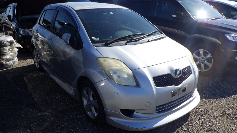 Toyota Vitz 2005