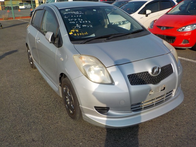 Toyota Vitz 2005