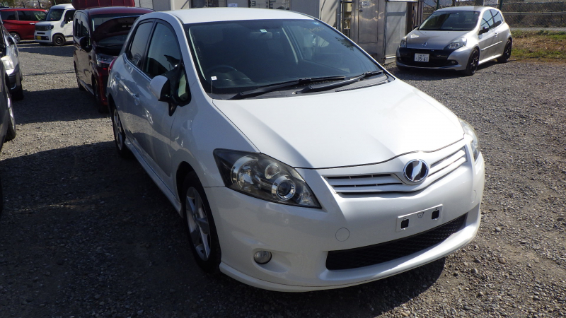 Toyota Auris 2011