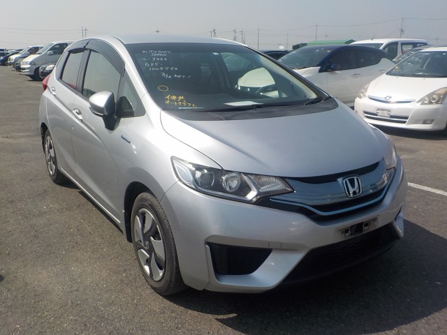 Honda Fit Hybrid 2013