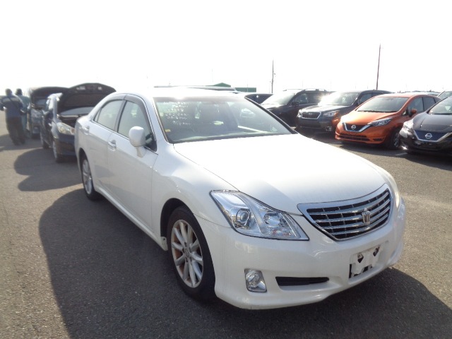 Toyota Crown 2009