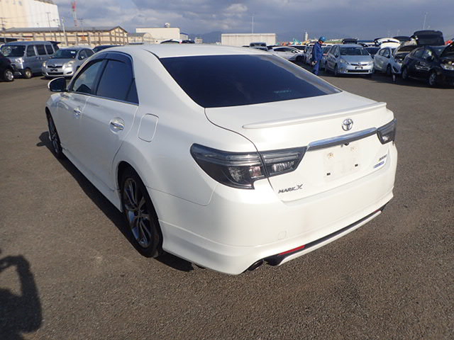 Toyota Mark X 2016