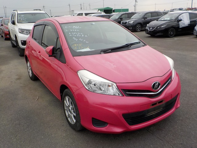 Toyota Vitz 2014