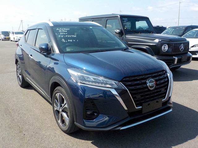 Nissan KICKS 2021