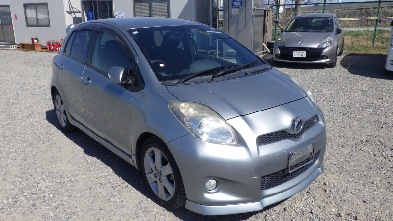 Toyota Vitz 2010