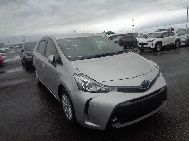 Toyota PRIUS ALPHA 2019