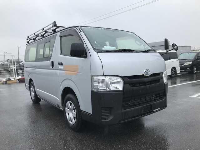 Toyota Regius Van 2014