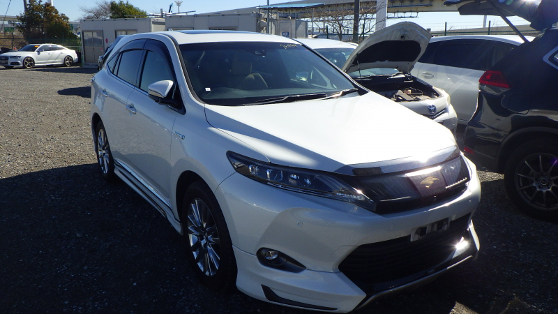 Toyota Harrier Hybrid 2014