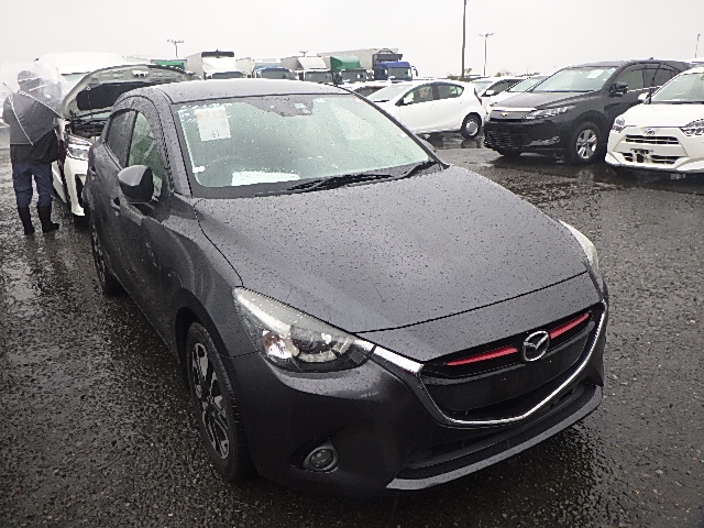 Mazda Demio 2015