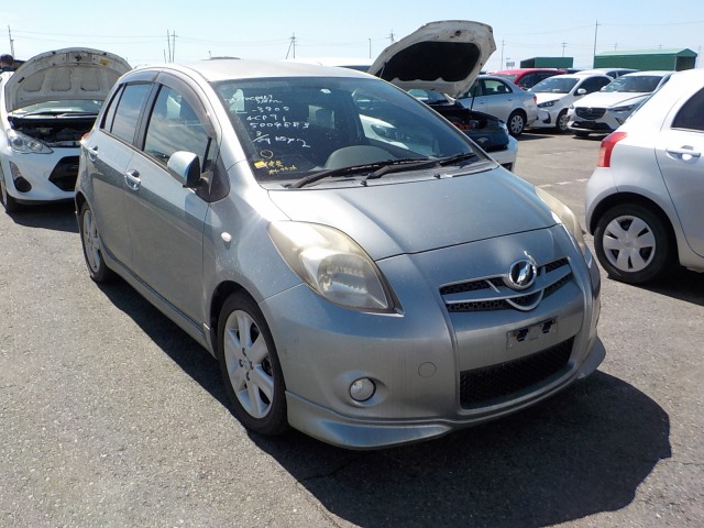 Toyota Vitz 2005