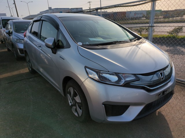 Honda Fit Hybrid 2015