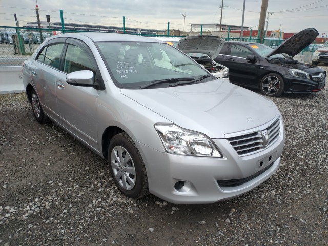 Toyota Premio 2013