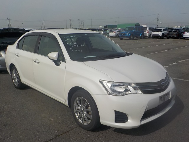 Toyota Corolla Axio 2013