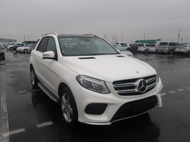 Mercedes-Benz M-Class 2015