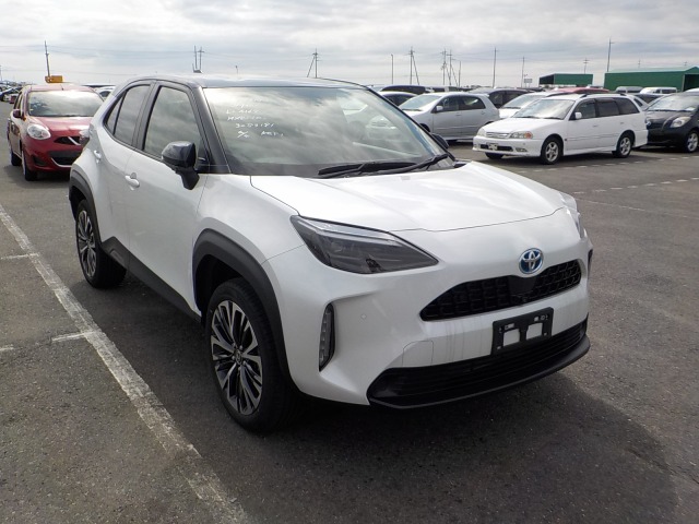 Toyota YARIS CROSS 2023