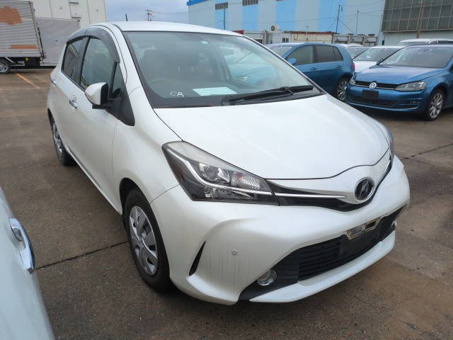 Toyota Vitz 2016