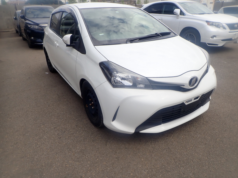 Toyota Vitz 2014