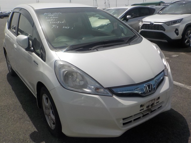 Honda Fit Hybrid 2013