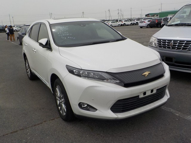 Toyota Harrier 2016