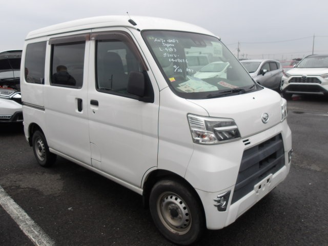 Daihatsu Hijet Cargo 2019