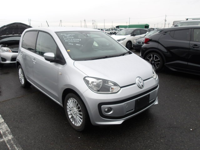 Volkswagen UP! 2013