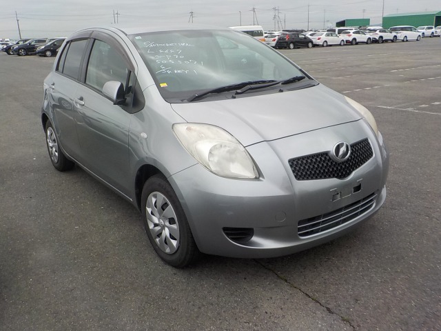 Toyota Vitz 2006