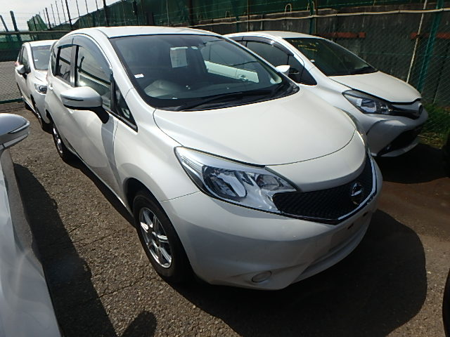 Nissan Note 2015