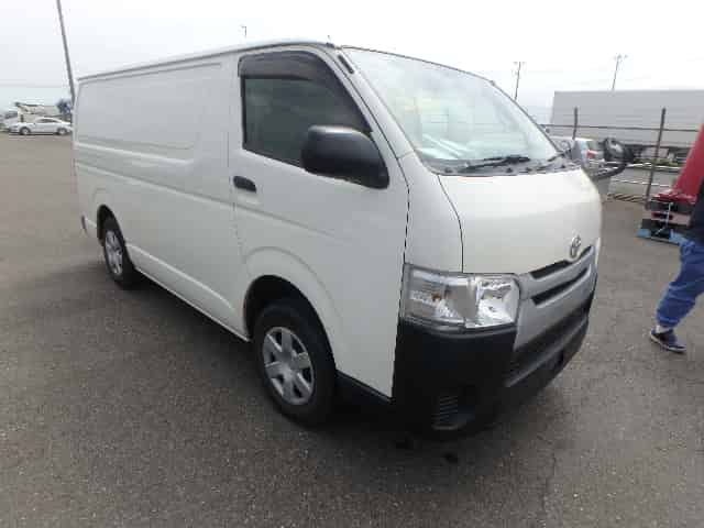 Toyota Hiace Van 2015