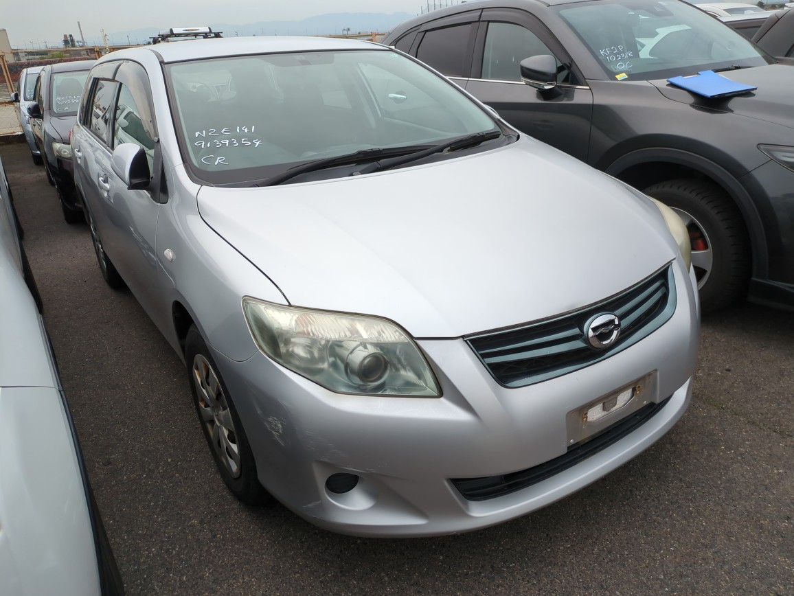 Toyota Corolla Fielder 2010