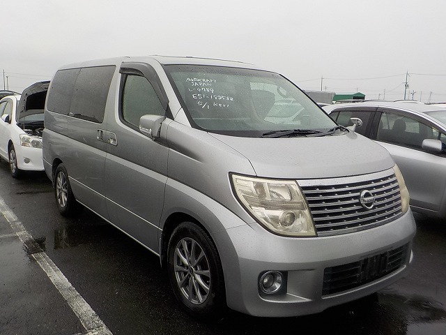 Nissan Elgrand 2007